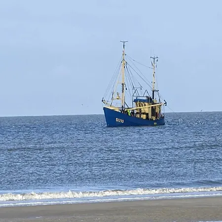 In St Peter-ording, Cleaning Included Daire Böhl